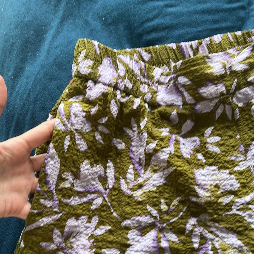 Italian Moroni Floral Patterned Wide-Leg Pants- part of set - Picture 4 of 9
